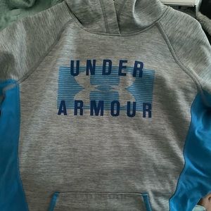 Kids small underarmour sweatshirt